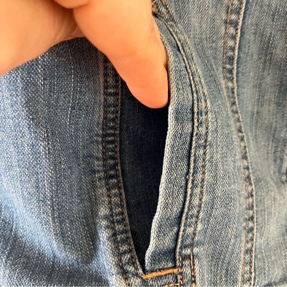 EUC Ann Taylor Loft Denim Blue Jean Jacket Small - Picture 7 of 10
